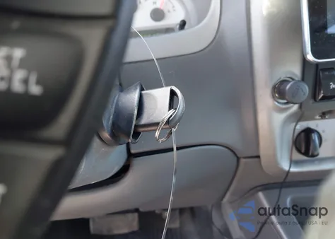 2004 Ford Explorer Sport Trac Adrenalin/Xls/Xlt z USA, uszkodzony, nr VIN 1FMZU67K44UB16253